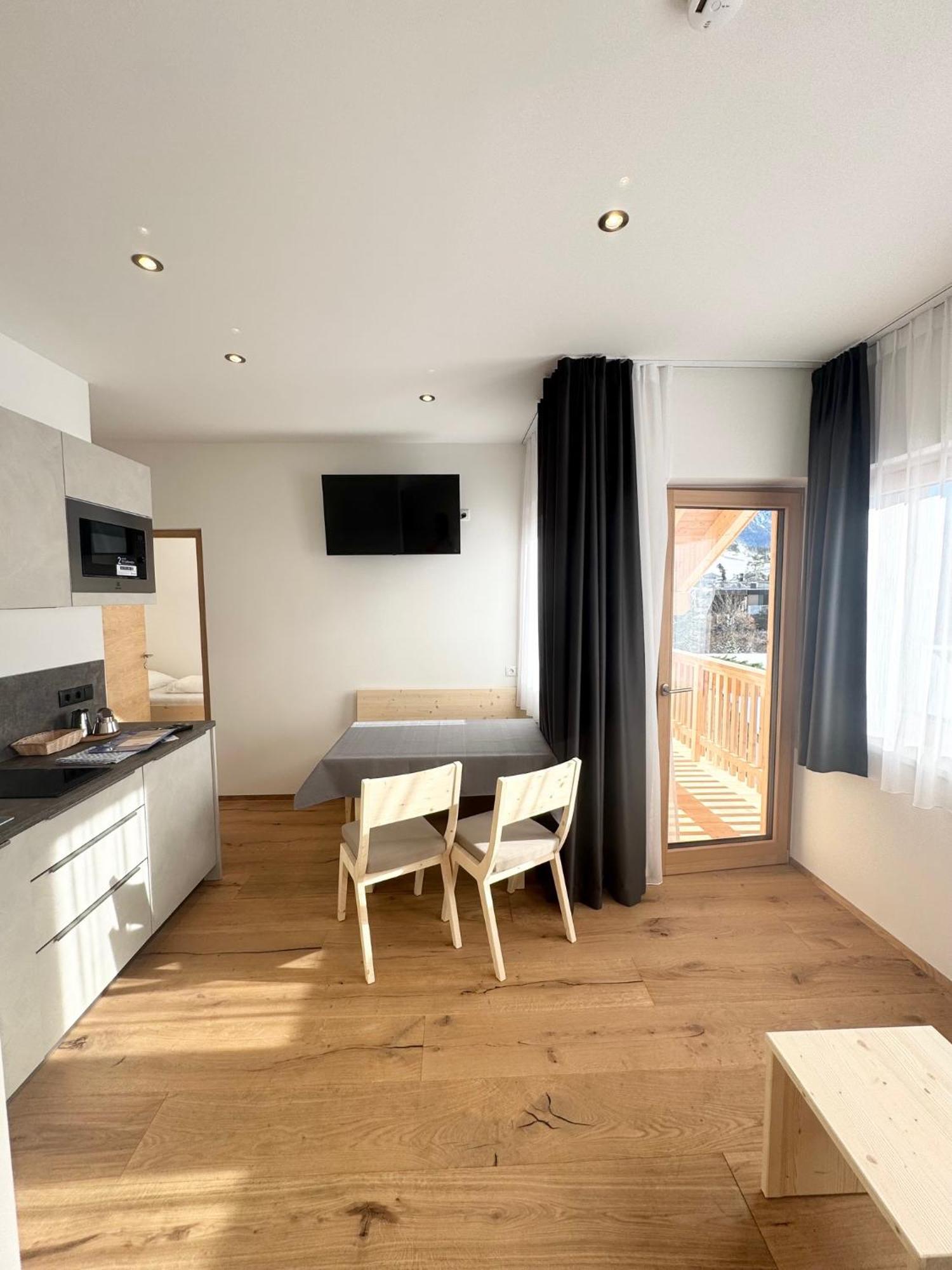Residence Vajolet San Cassiano ภายนอก รูปภาพ